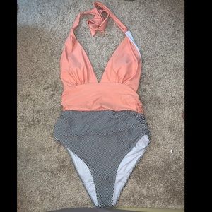 NWOT Cupshe one piece